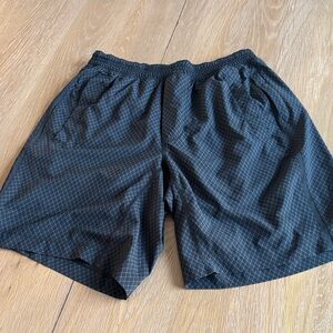 Men’s Lululemon Pace Breaker Linerless Short, 7”, Medium
